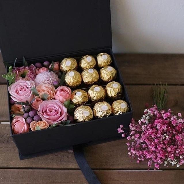 CHOCOLATE FLOWER GIFT | LUXURY GIFT BOX BOUQUET
